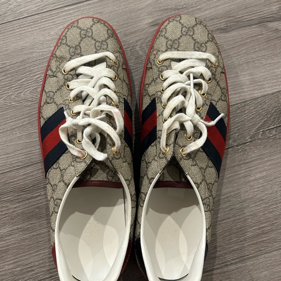AUTHENTIC MENS GUCCI SNEAKERS - Picture 3 of 5